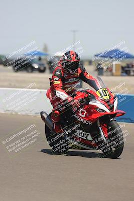 media/Jul-13-2025-Pacific Track Time (Sun) [[819660bca7]]/A Group/11am (Pit Lane and Turn 1)/